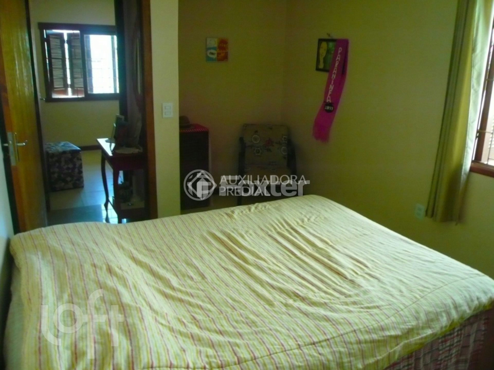 Casa à venda com 4 quartos, 102m² - Foto 14
