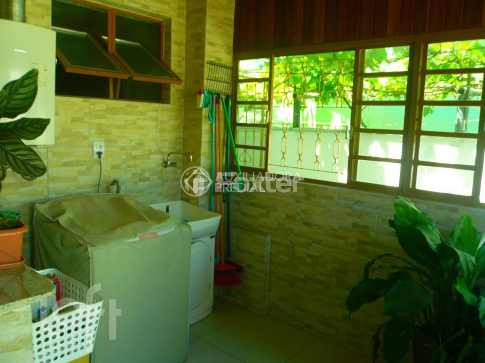 Casa à venda com 4 quartos, 102m² - Foto 24