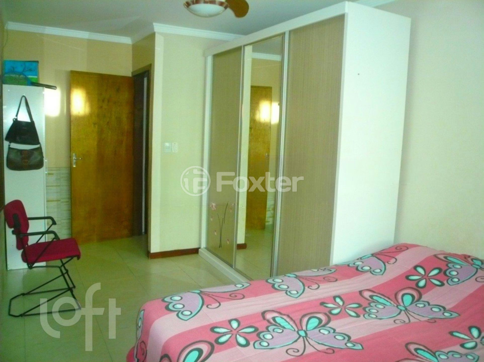 Casa à venda com 4 quartos, 102m² - Foto 8