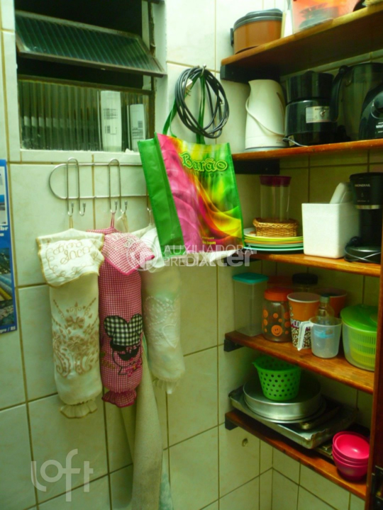 Casa à venda com 4 quartos, 102m² - Foto 25