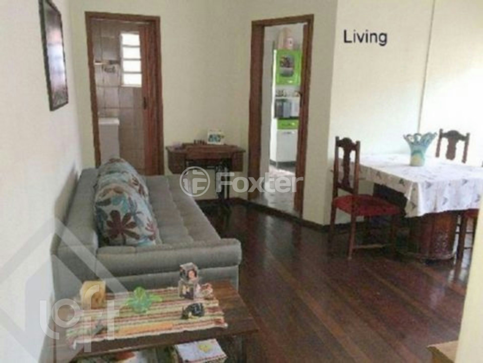 Casa à venda com 2 quartos, 109m² - Foto 1