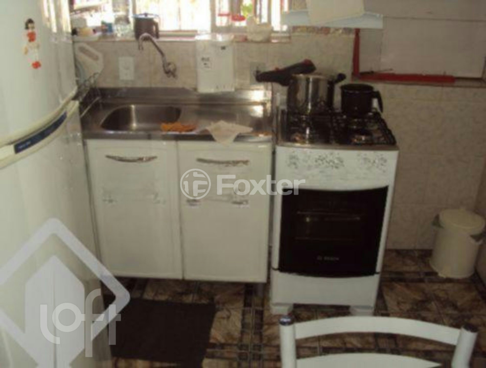 Casa à venda com 3 quartos, 226m² - Foto 3