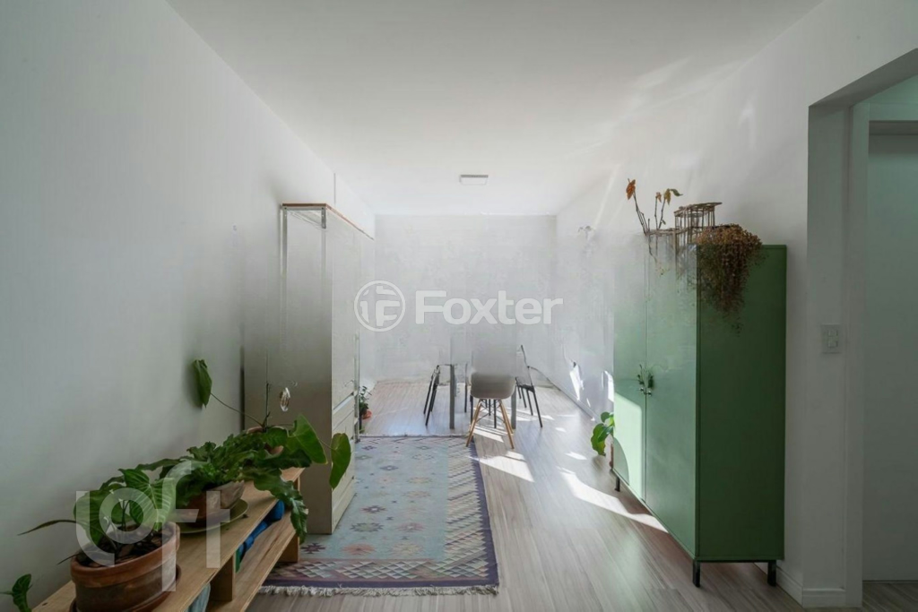Apartamento à venda com 2 quartos, 70m² - Foto 5