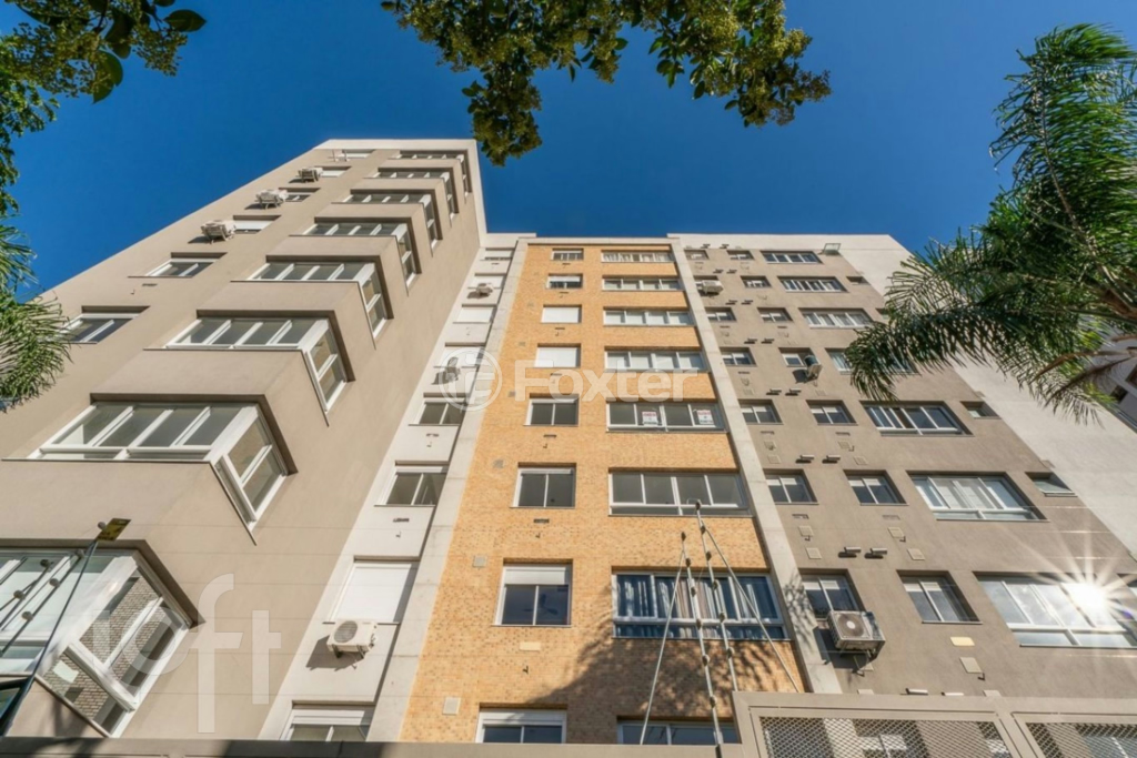 Apartamento à venda com 2 quartos, 70m² - Foto 3