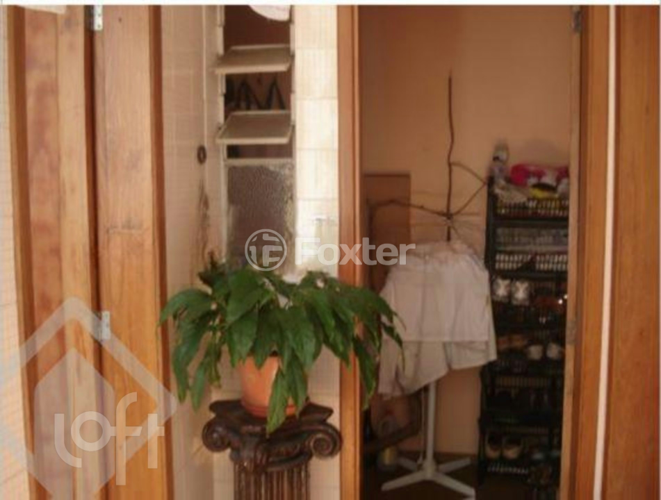 Apartamento à venda com 2 quartos, 75m² - Foto 11