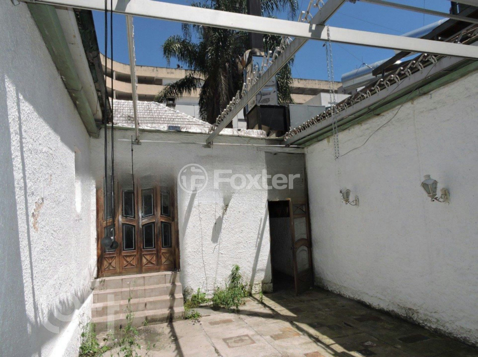 Casa à venda com 3 quartos, 120m² - Foto 14