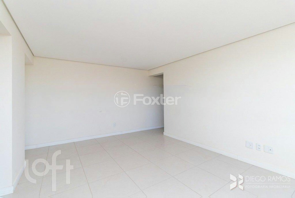 Apartamento à venda com 2 quartos, 67m² - Foto 3