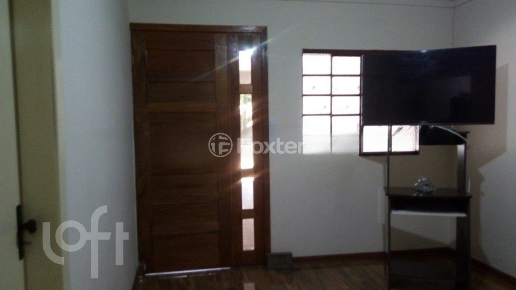 Casa à venda com 3 quartos, 60m² - Foto 1