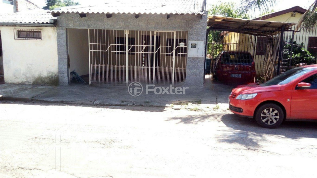 Casa à venda com 3 quartos, 60m² - Foto 2