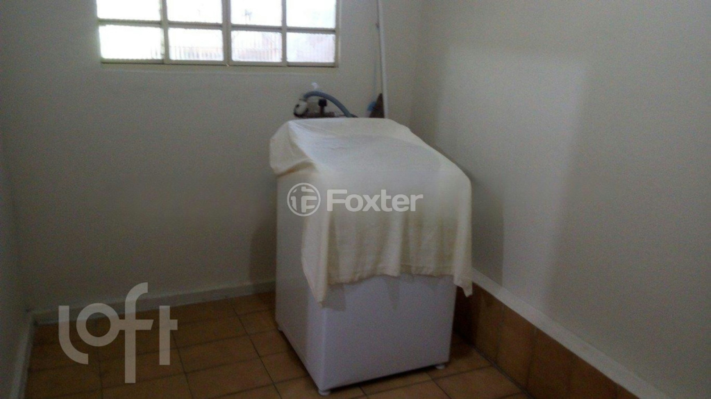 Casa à venda com 3 quartos, 60m² - Foto 10
