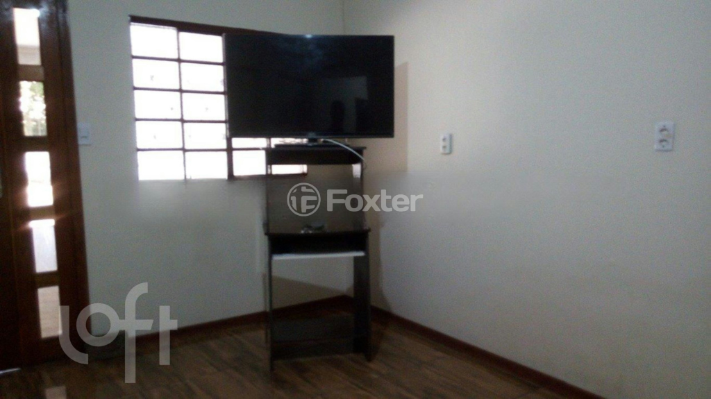 Casa à venda com 3 quartos, 60m² - Foto 4