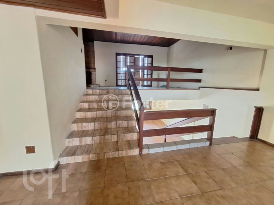 Casa à venda com 3 quartos, 283m² - Foto 2