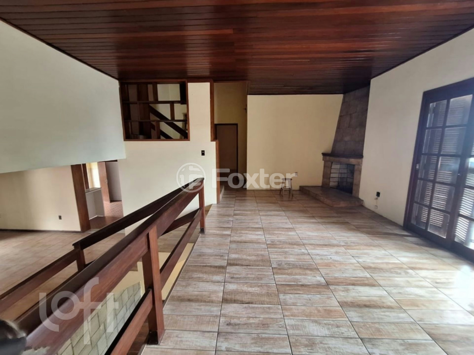 Casa à venda com 3 quartos, 283m² - Foto 4