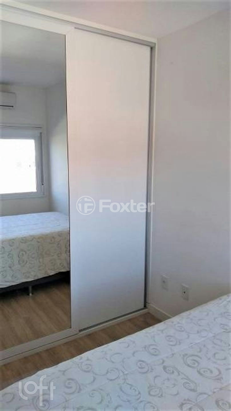 Casa à venda com 3 quartos, 125m² - Foto 1