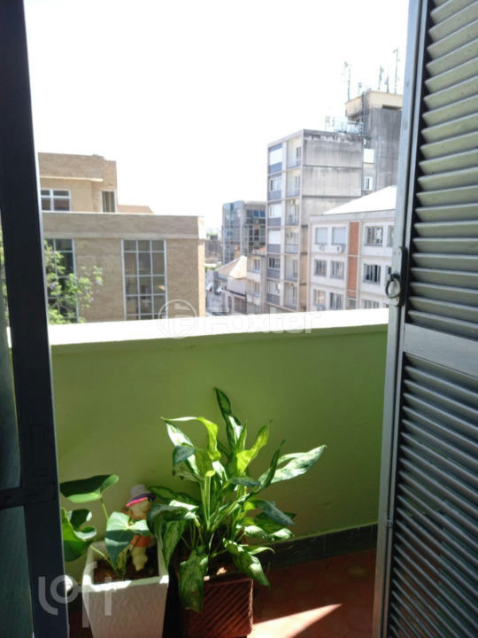 Apartamento à venda com 3 quartos, 128m² - Foto 4