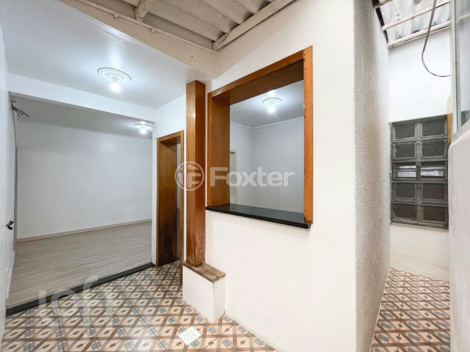 Apartamento à venda com 2 quartos, 61m² - Foto 4