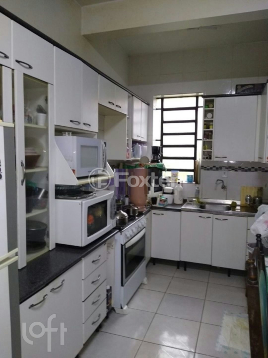 Casa à venda com 4 quartos, 225m² - Foto 10