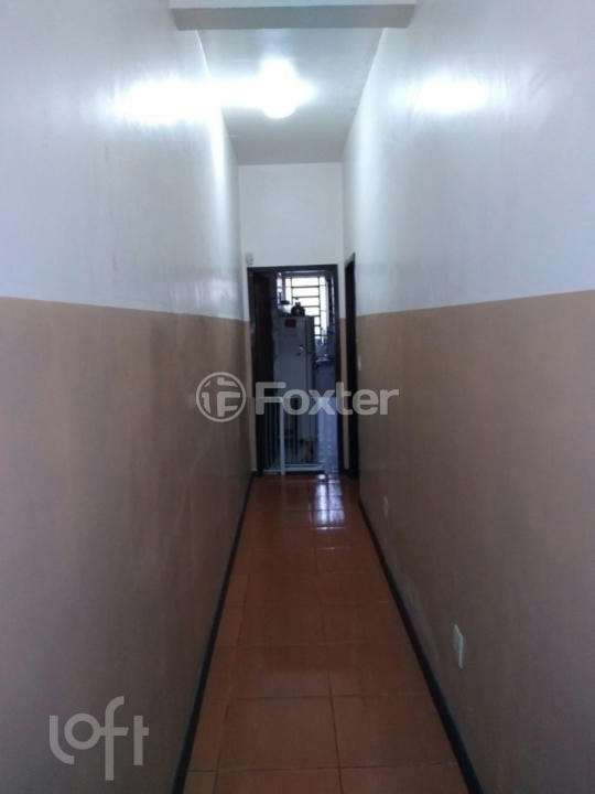Casa à venda com 4 quartos, 225m² - Foto 5