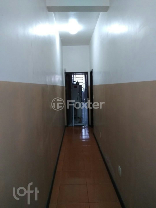 Casa à venda com 4 quartos, 225m² - Foto 14