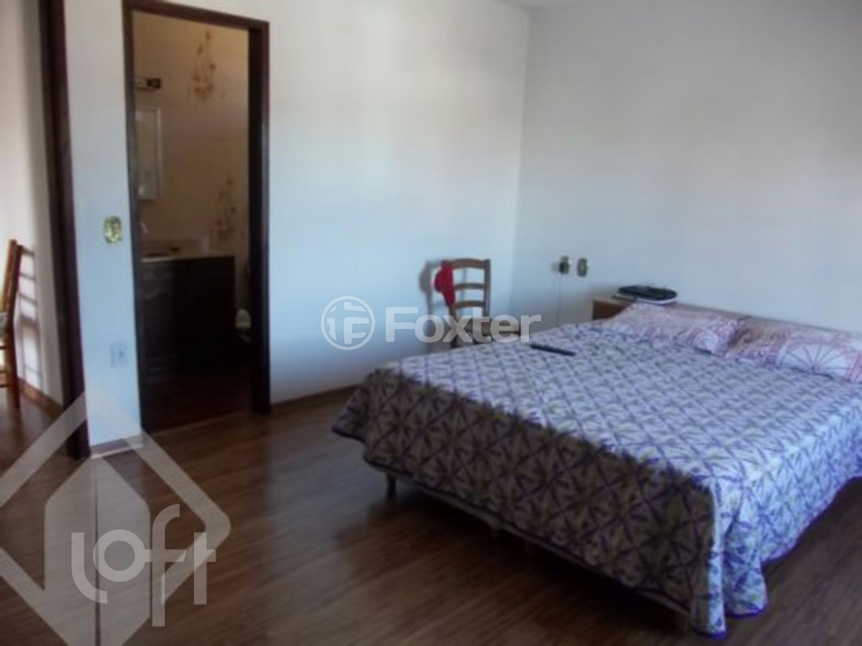 Casa à venda com 3 quartos, 207m² - Foto 13