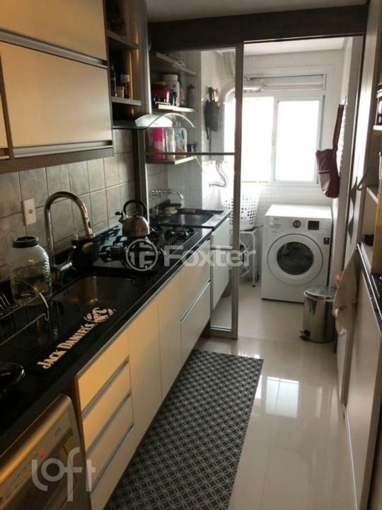 Apartamento à venda com 3 quartos, 89m² - Foto 2