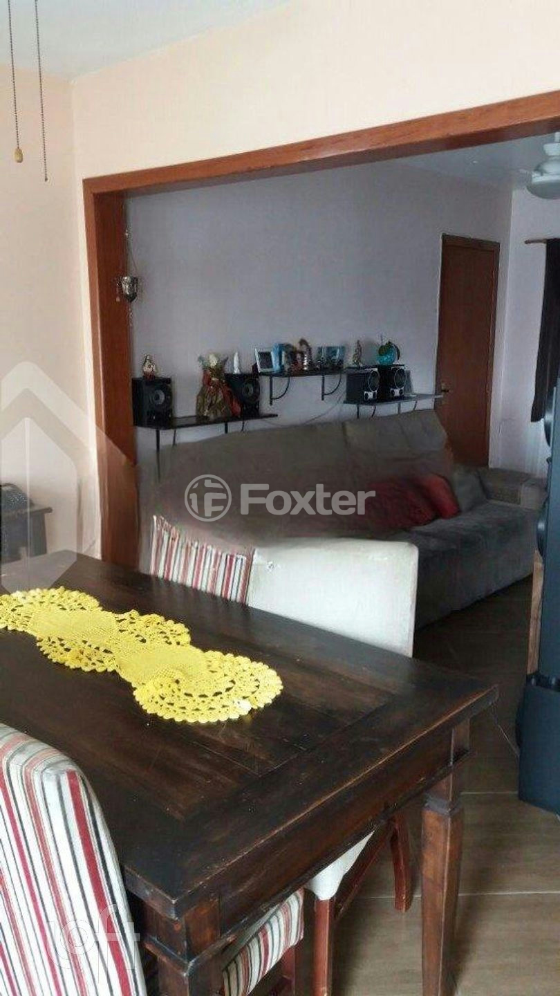 Casa à venda com 4 quartos, 120m² - Foto 2