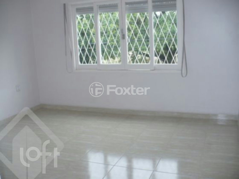 Casa à venda com 3 quartos, 280m² - Foto 4
