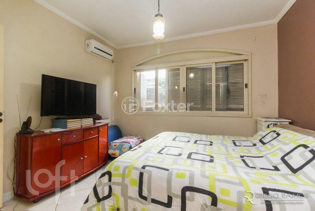 Casa à venda com 4 quartos, 220m² - Foto 23