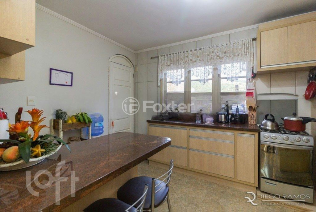 Casa à venda com 4 quartos, 220m² - Foto 35