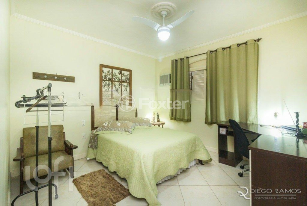 Casa à venda com 4 quartos, 220m² - Foto 18