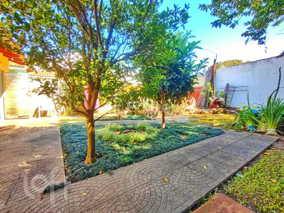 Casa à venda com 3 quartos, 99m² - Foto 29