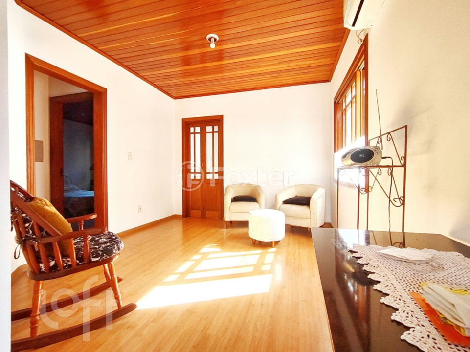 Casa à venda com 3 quartos, 99m² - Foto 3