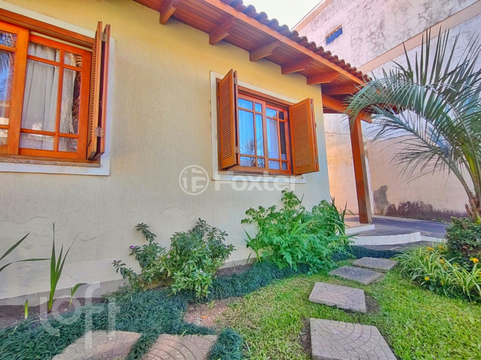 Casa à venda com 3 quartos, 99m² - Foto 9
