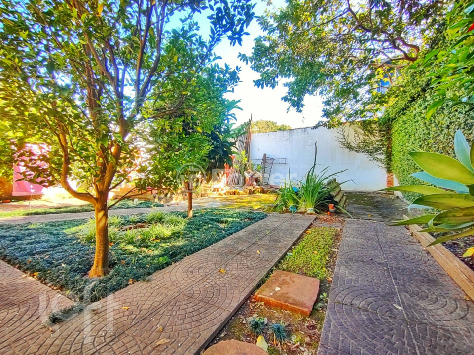 Casa à venda com 3 quartos, 99m² - Foto 25