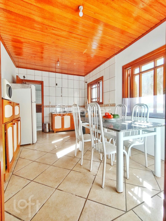 Casa à venda com 3 quartos, 99m² - Foto 18
