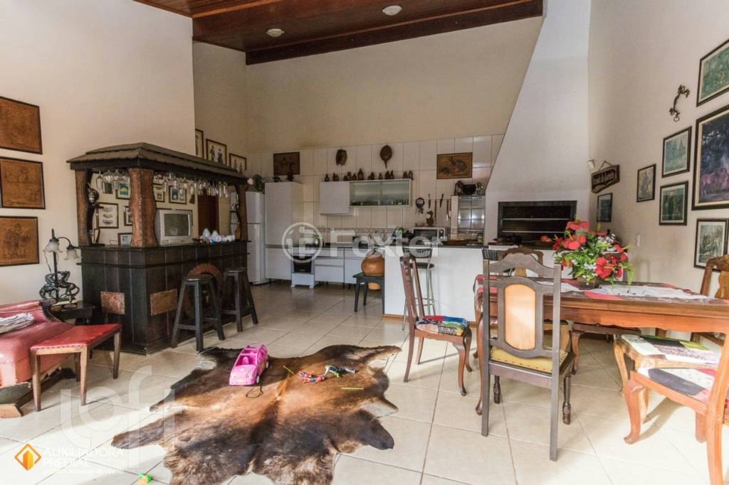 Casa à venda com 4 quartos, 173m² - Foto 11