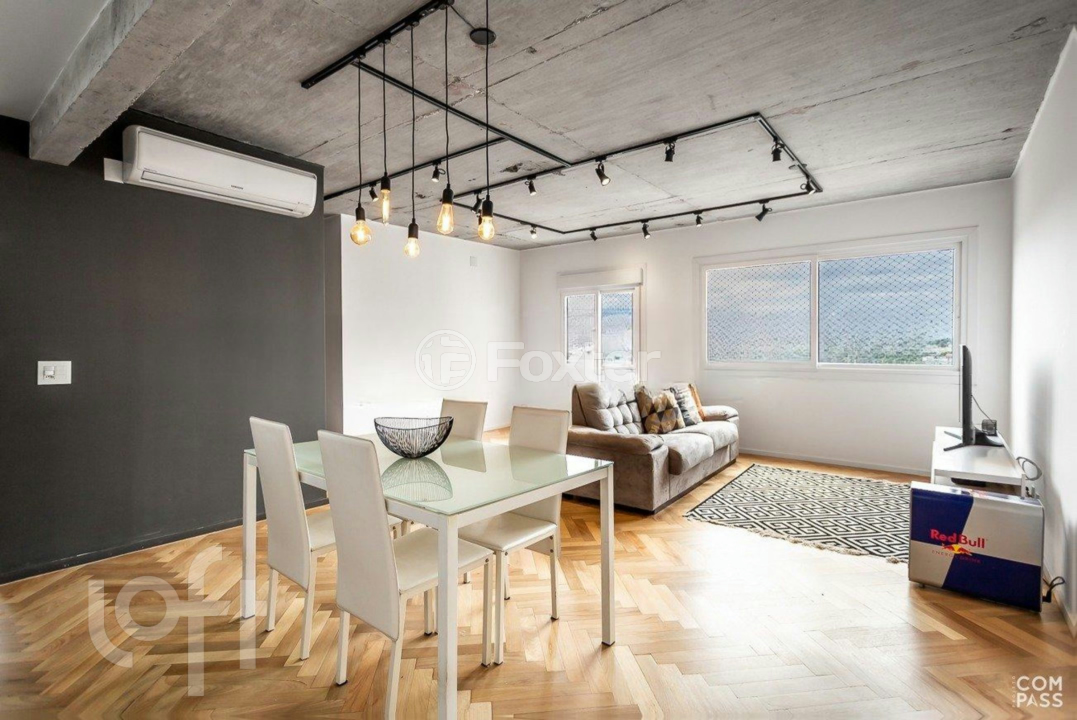Apartamento à venda com 2 quartos, 75m² - Foto 2