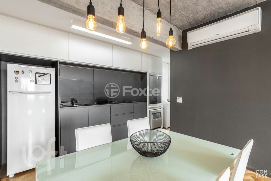 Apartamento à venda com 2 quartos, 75m² - Foto 7
