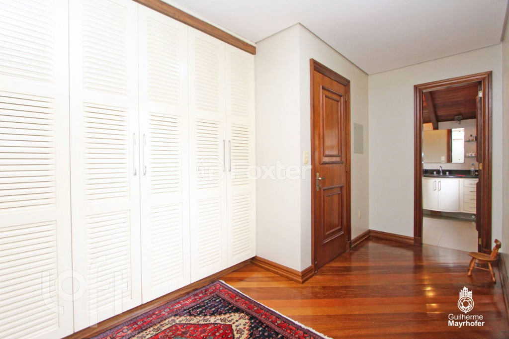 Casa à venda com 3 quartos, 312m² - Foto 29