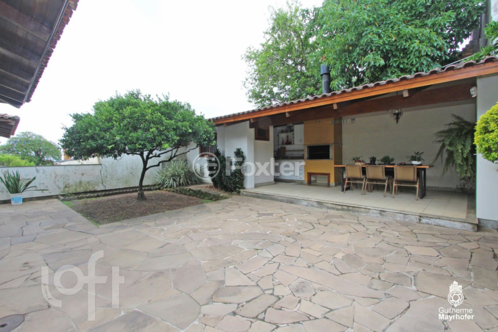 Casa à venda com 3 quartos, 312m² - Foto 8