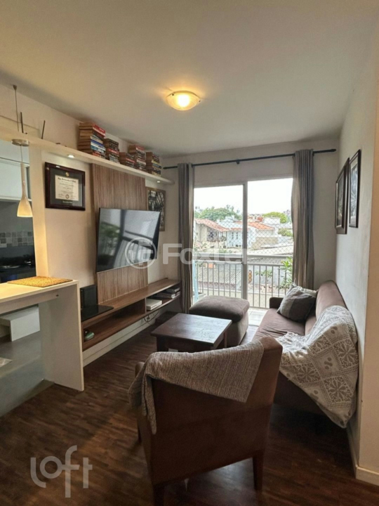 Apartamento à venda com 3 quartos, 68m² - Foto 2