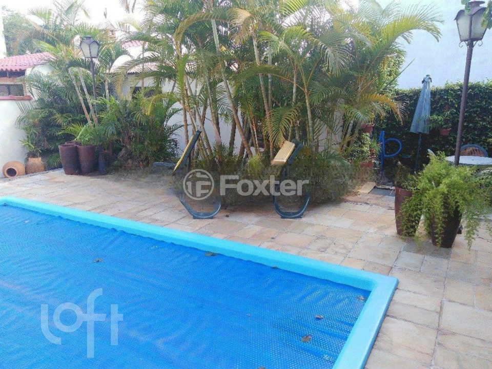 Casa à venda com 3 quartos, 300m² - Foto 42