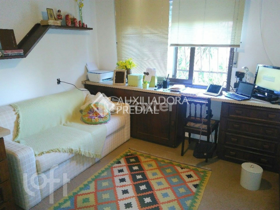 Casa à venda com 3 quartos, 300m² - Foto 29