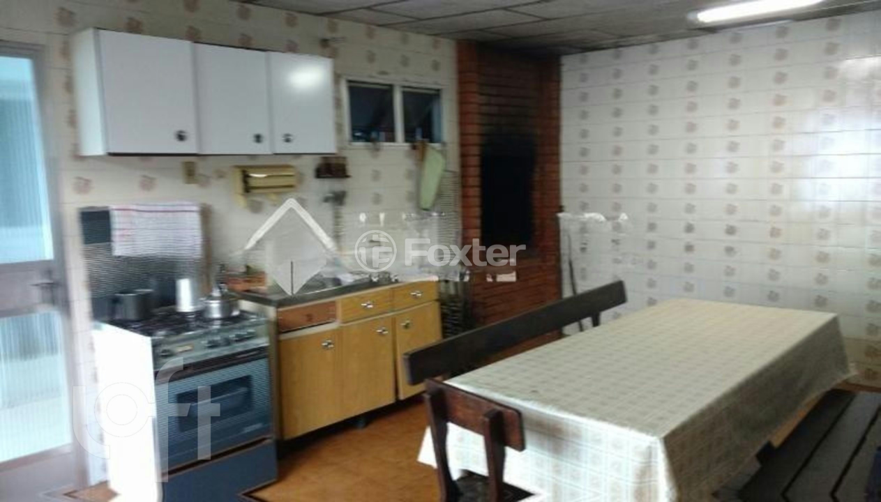 Casa à venda com 3 quartos, 212m² - Foto 5