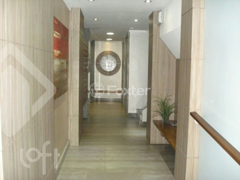 Apartamento à venda com 3 quartos, 95m² - Foto 1