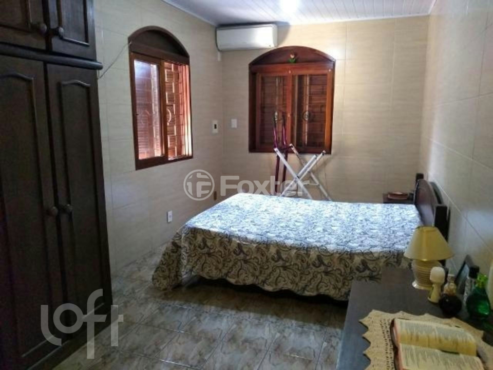Casa à venda com 4 quartos, 160m² - Foto 9
