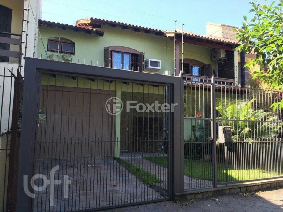 Casa à venda com 4 quartos, 271m² - Foto 3