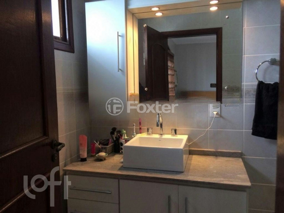 Casa à venda com 4 quartos, 271m² - Foto 16