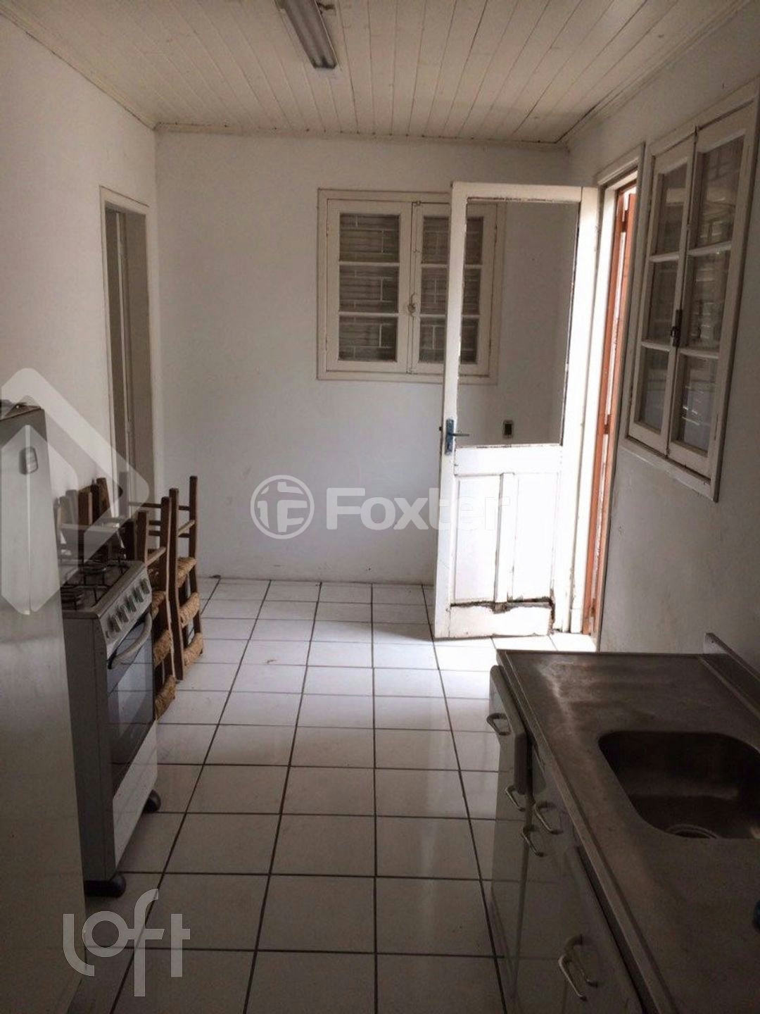Casa à venda com 1 quarto, 150m² - Foto 4