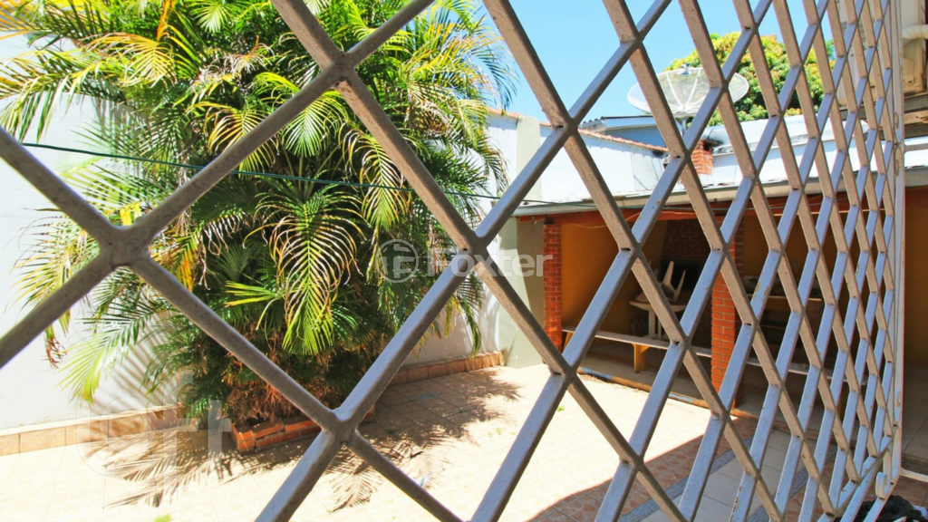 Casa à venda com 4 quartos, 217m² - Foto 26
